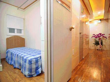 Hostal Elm Tree Guesthouse Myeongdong