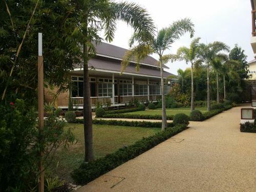 Paradise Hotel Nyaung Shwe