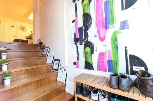 Hostal Urbanwood Guesthouse