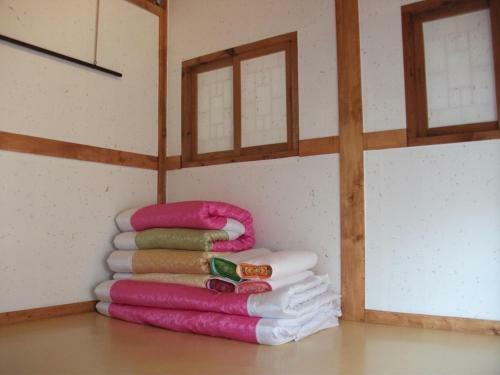 Hostal Sarangchae Hanok Guesthouse