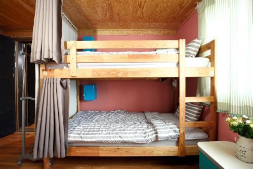 The One Hostel Hongdae In Seoul