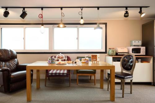 The One Hostel Hongdae In Seoul