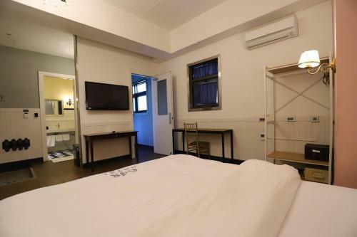 Motel 648 Hotel