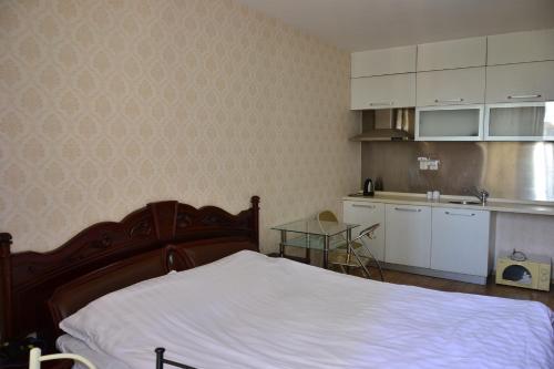 Zhongguancun Daocaoren Apartment