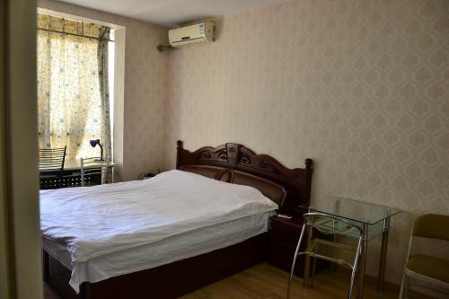 Zhongguancun Daocaoren Apartment