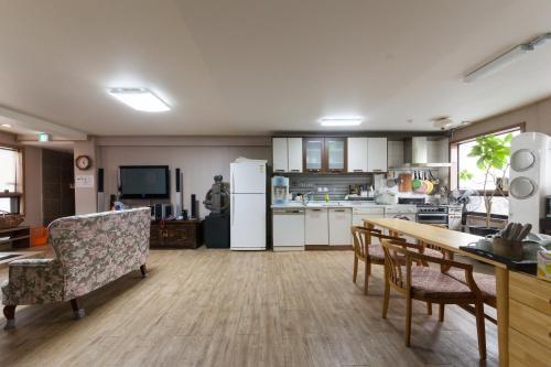 Hostal Yehadoye Guesthouse