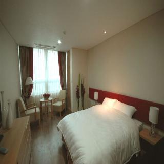 Ramada Hotel & Suites Seoul Namdaemun
