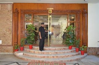 Hotel Maharani Plaza