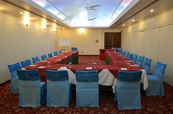Hotel Maharani Plaza