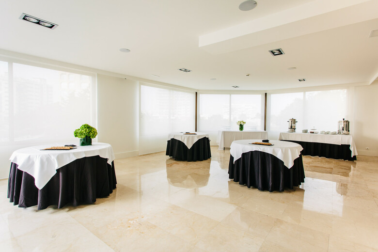 Hotel Almirante