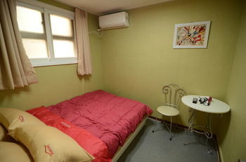 Albergue Kimchee Seoul Station Guesthouse
