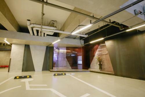 Tria Business & Boutique Hotel