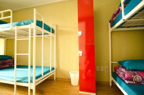 Hostal Kimchee Sinchon Guesthouse