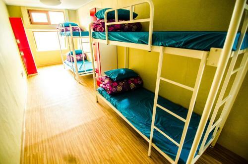 Hostal Kimchee Sinchon Guesthouse