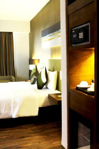 Grand Whiz Hotel Kelapa Gading Jakarta