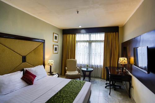 John's Pardede International Hotel