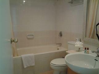 Batavia Apartment St