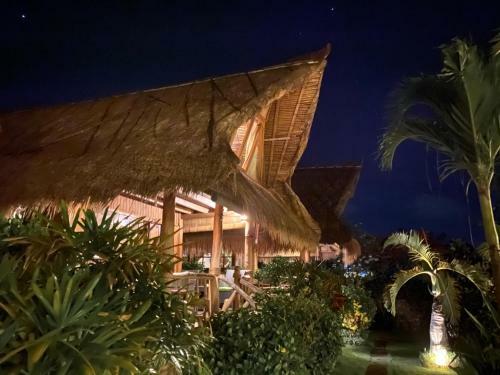 Flower Bud Bungalow Balangan