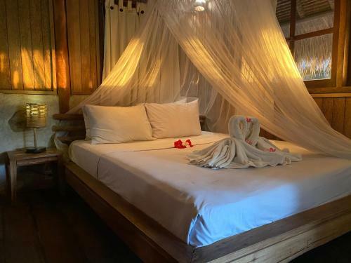 Flower Bud Bungalow Balangan