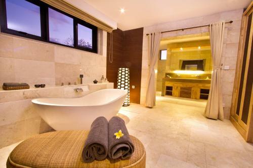 Puri Ratu Jimbaran Villa