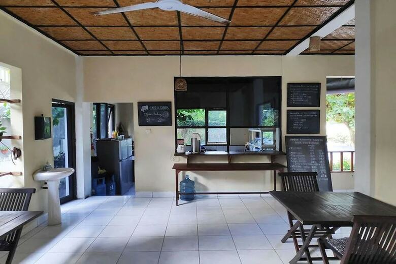 Hostal Villa Puri Royan