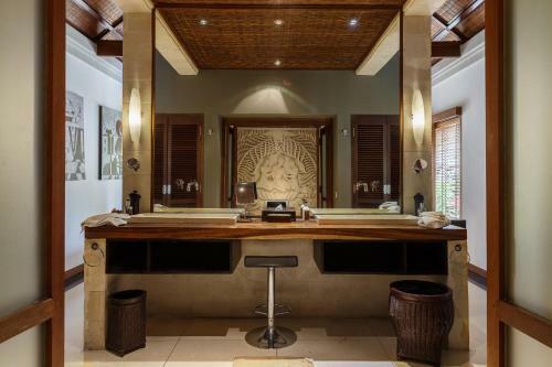 Hotel Jamahal Private Resort And Spa