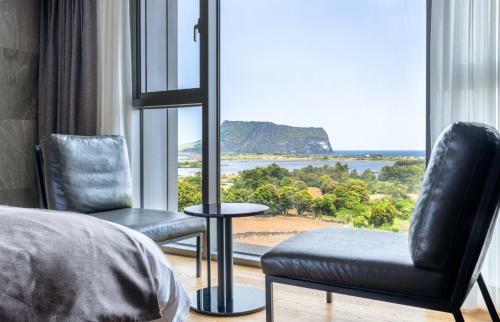 Hotel The Island Marina Resort