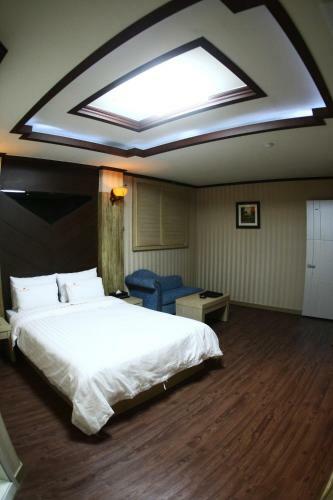 Songtan Metro Tourist Hotel