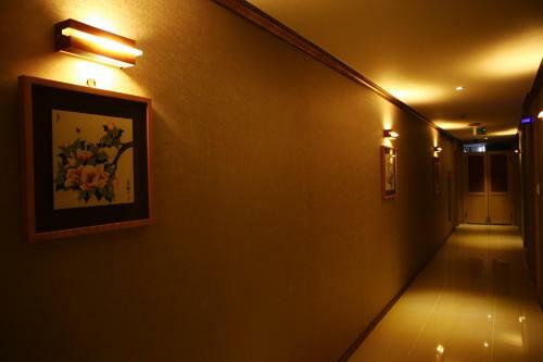 Songtan Metro Tourist Hotel