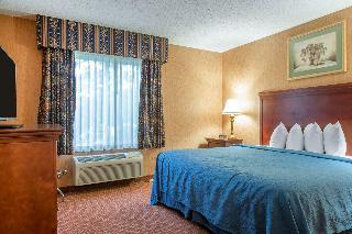 Hotel Quality Inn & Suites