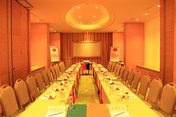 Harris Hotel Raya Kuta Bali