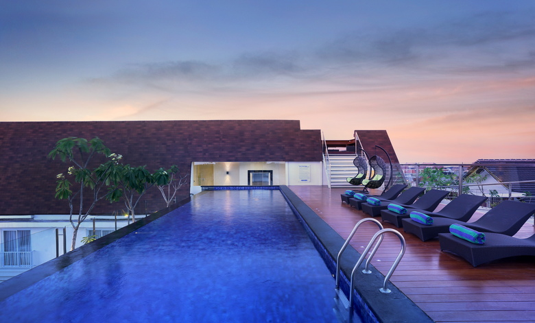 Hotel Holiday Inn Express Bali Kuta Square