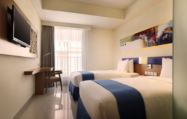 Hotel Holiday Inn Express Bali Kuta Square