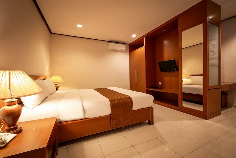 Hotel Yulia Beach Inn Kuta