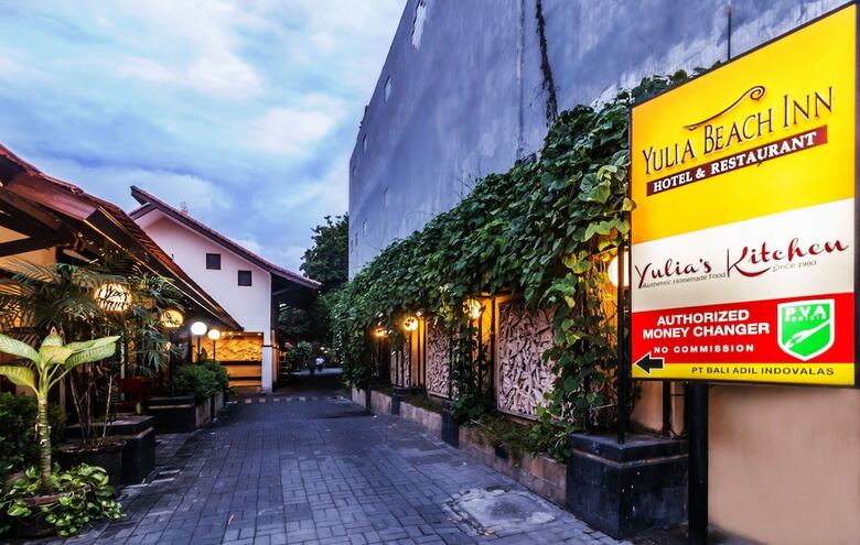 Hotel Yulia Beach Inn Kuta
