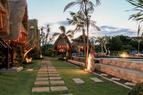 Harta Lembongan Villas