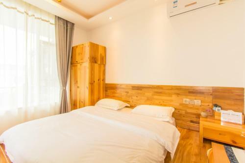 Posada Jue Se Garden Theme Inn