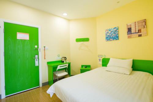 Hotel Hi Inn Dalian Malan Square Branch