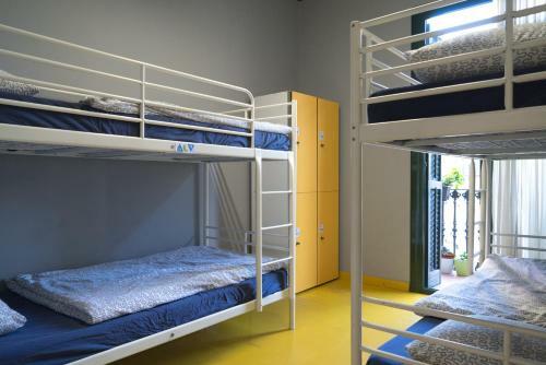 Hostal Sleep Green - Certified Eco Youth Hostel