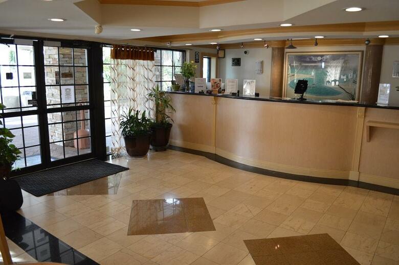 Hotel Americas Best Value Inn