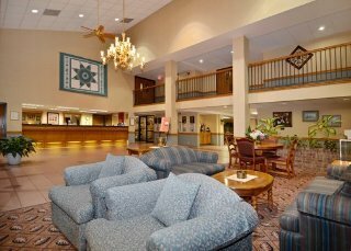 Hotel Comfort Inn At Thousand Hills