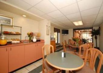 Hotel Comfort Inn West