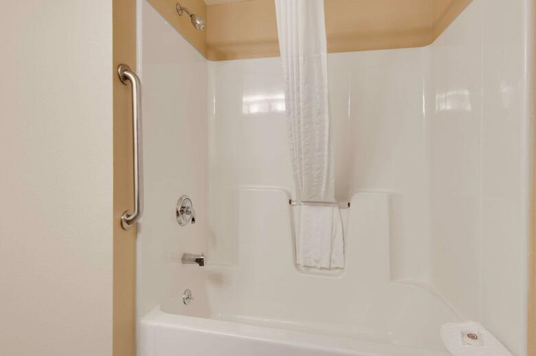 Hotel Comfort Inn Airport