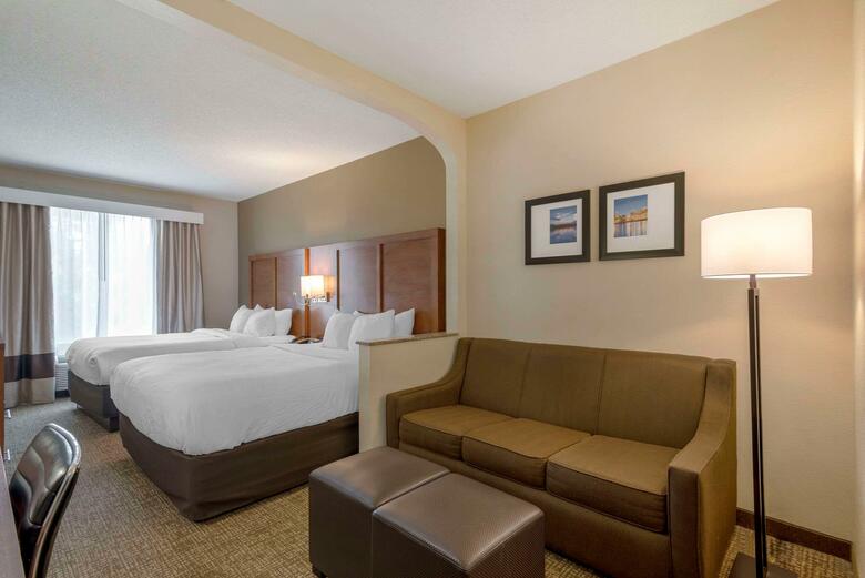 Hotel Comfort Suites