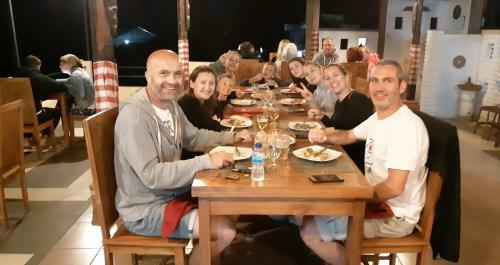 Hostal Karang Sari Guesthouse & Restaurant