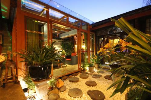 Posada Lijiang Sunshine Nali Inn