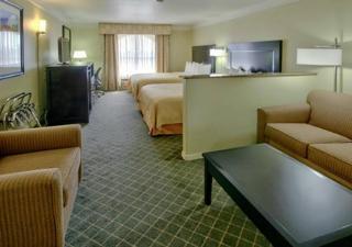 Hotel Quality Inn & Suites