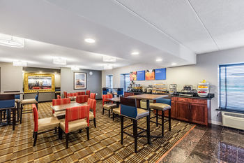 Hotel Comfort Inn Airport