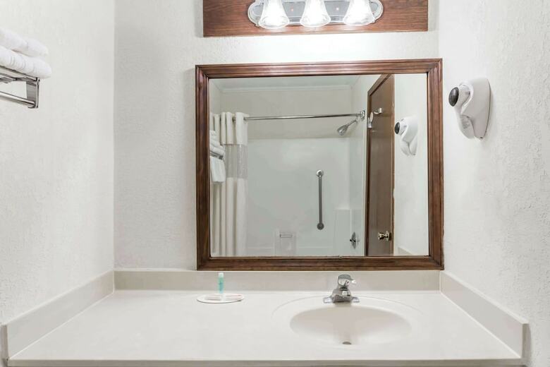 Hotel Comfort Inn