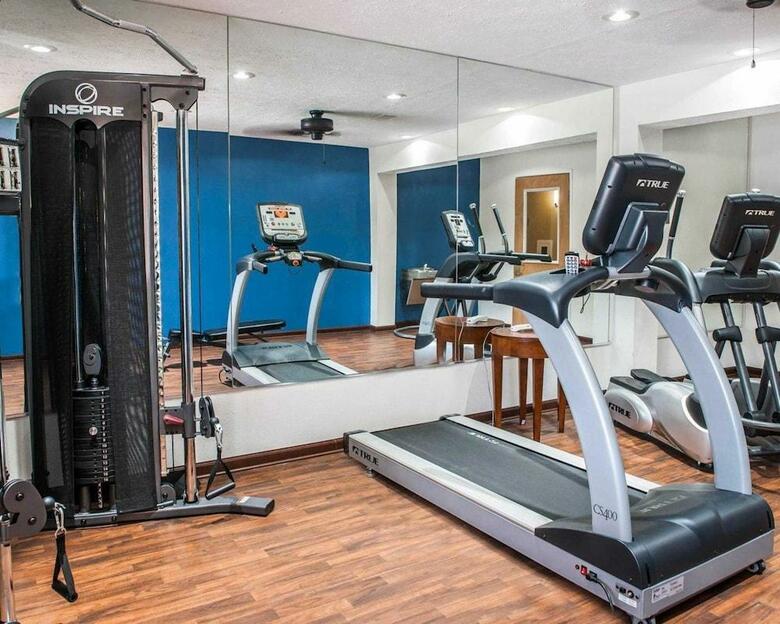 Hotel Comfort Inn South